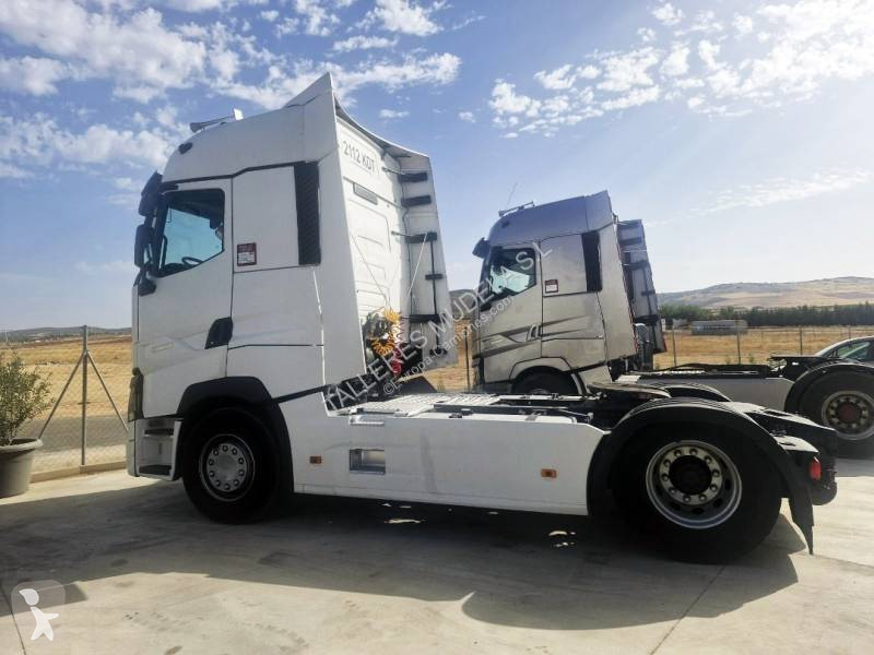 Cabeza tractora Renault 520 T4X2 E6