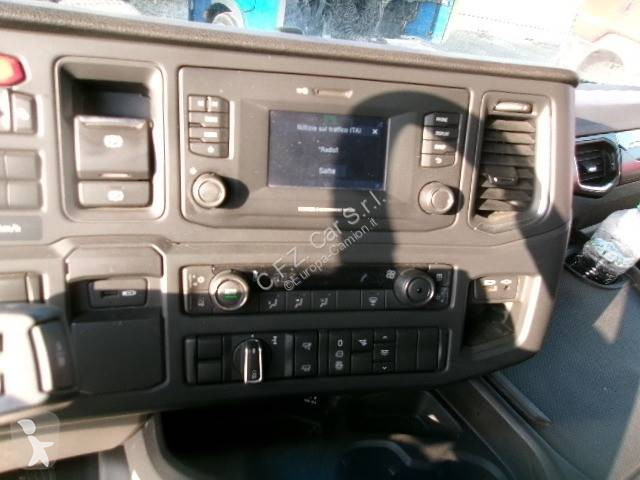 Cabeza tractora Scania 450