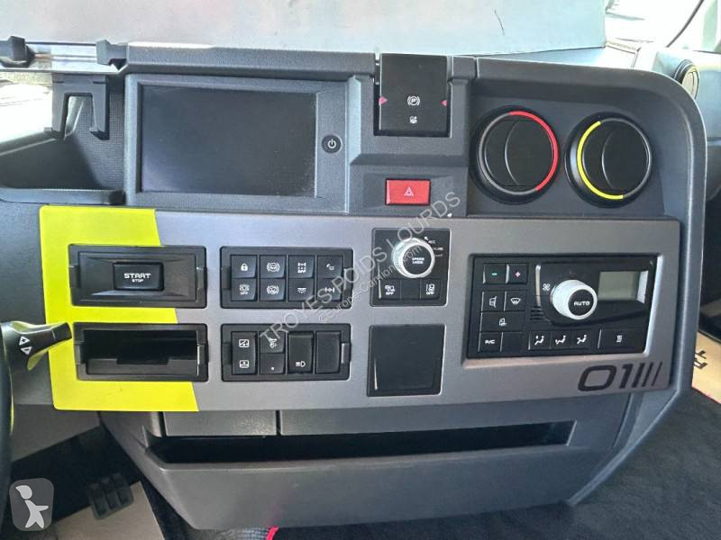 Cabeza tractora Renault
