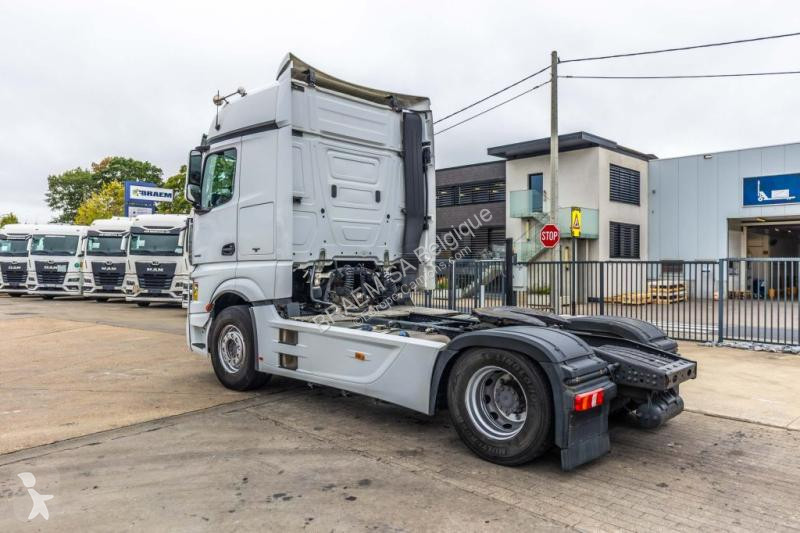 Cabeza tractora Mercedes 1848 LS