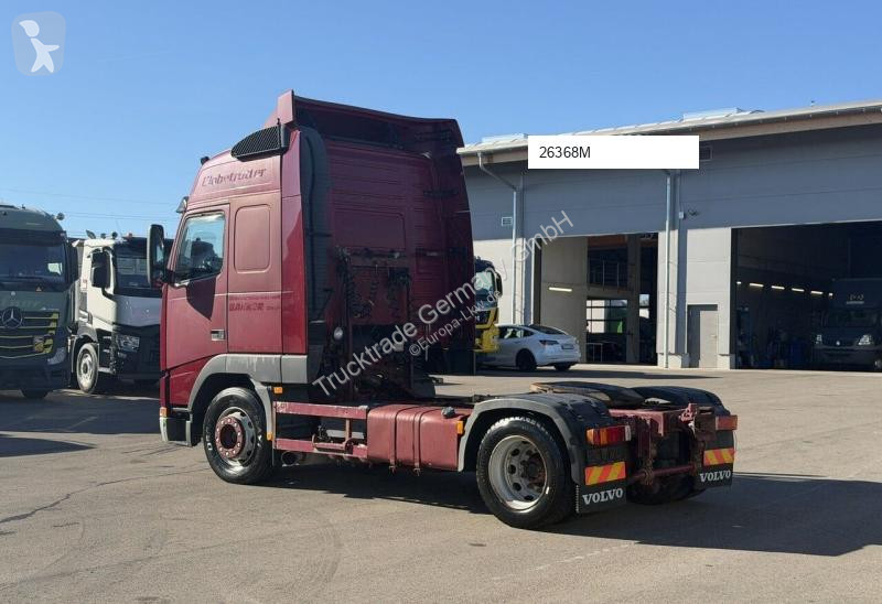 Cabeza tractora Volvo 638 420