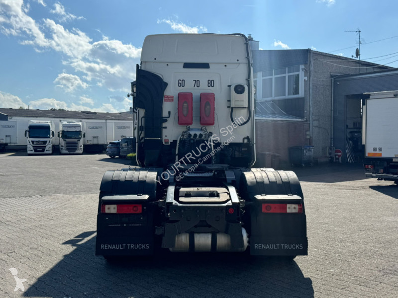 Cabeza tractora Renault   T440  Hi-Sleeper...
