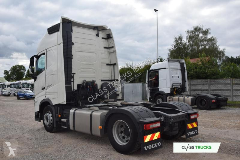 Cabeza tractora Volvo 500 Globetrotter XL