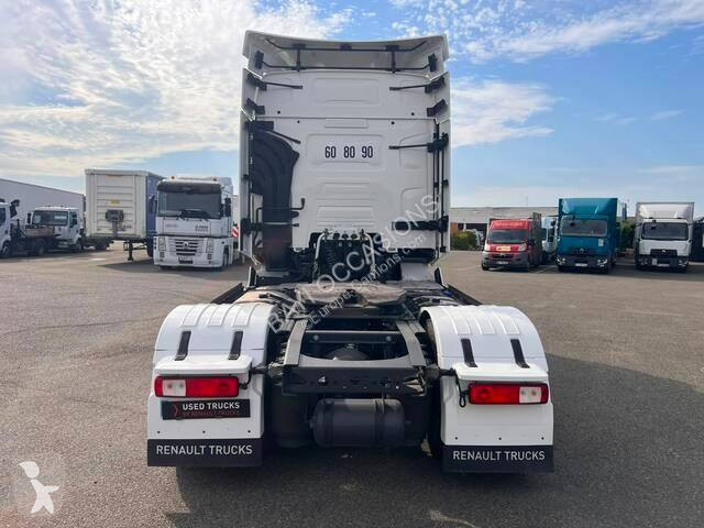 Cabeza tractora Renault