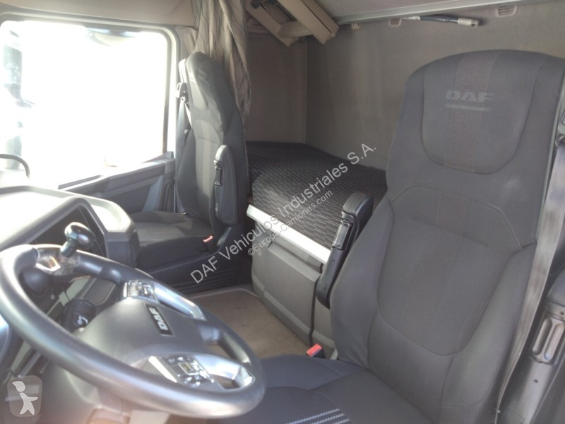 Nyergesvontató DAF n 430 FT 4X2