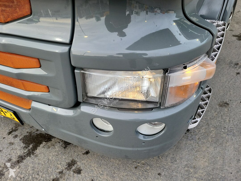 Tahač Scania 440