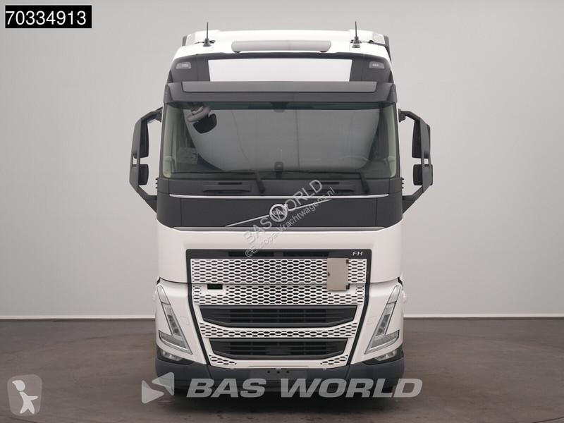 Tahač Volvo FH 460 4X2 Globe APK 08-2027 2x...