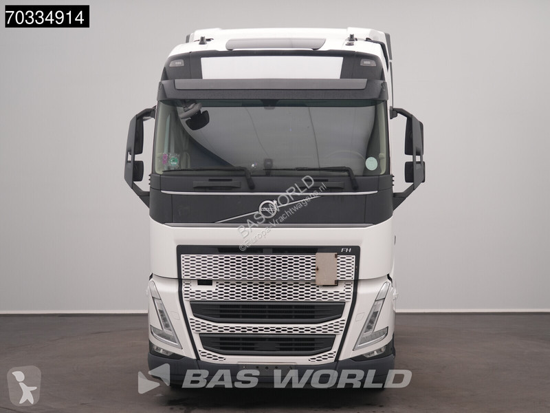 Tahač Volvo FH 460 4X2 Globe APK 04-2027 2x...