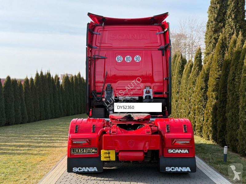 Tahač Scania S 590
