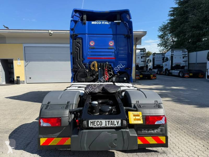 Tahač MAN 18.460