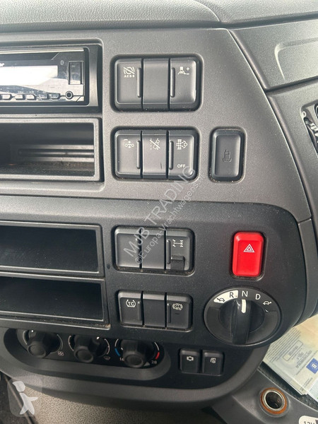 Tahač DAF .440 440 Space Cab, Full spoilers !!