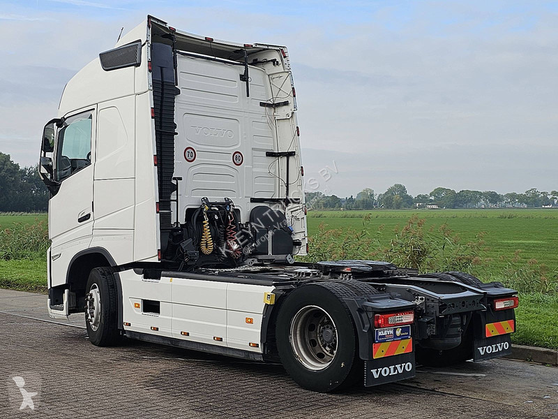 Tahač Volvo FH 460
