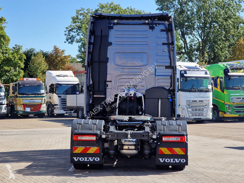 Nyergesvontató Volvo 16780 Globetrotter XL Aero...