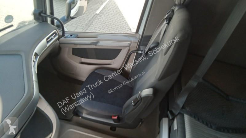Nyergesvontató DAF 480 FT 4X2