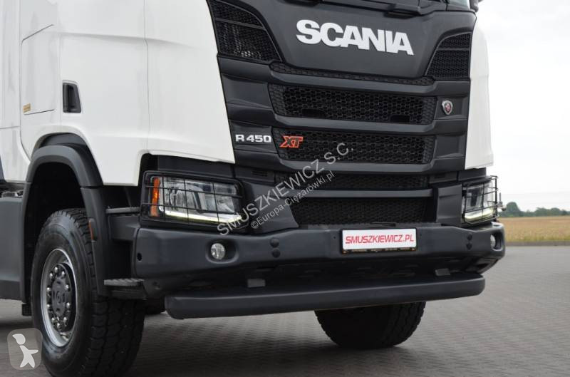 Tractor Scania 450
