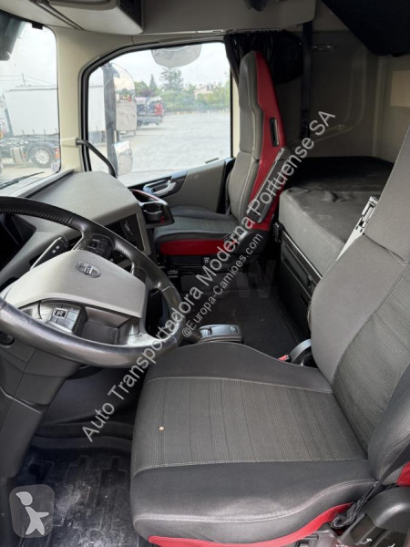 Cabeza tractora Volvo 500
