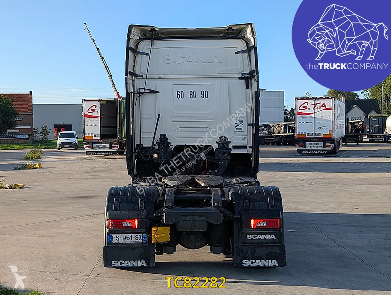 Nyergesvontató Scania 500