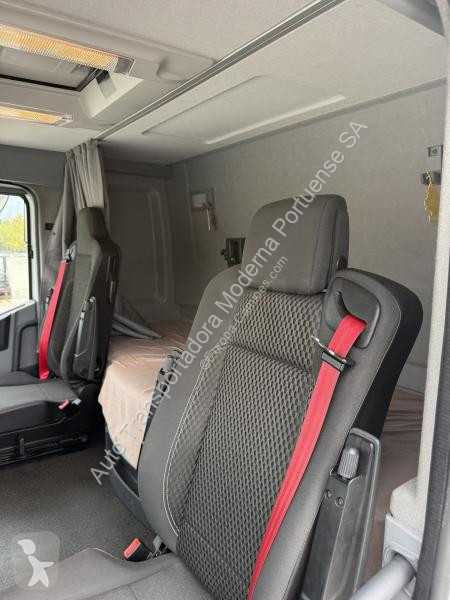 Cabeza tractora Renault 520 Gamme T