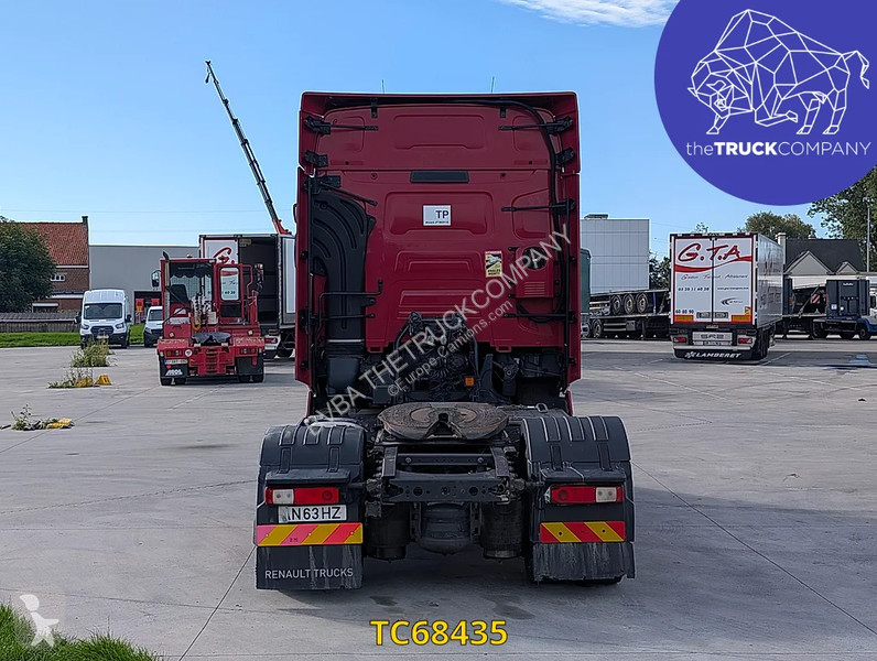 Nyergesvontató Renault T 480