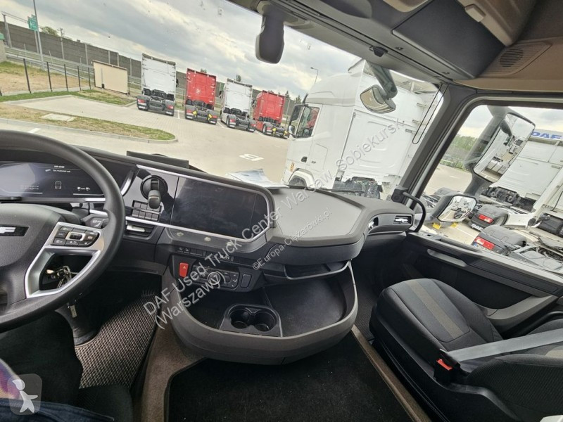 Nyergesvontató DAF n 480 FT 4X2