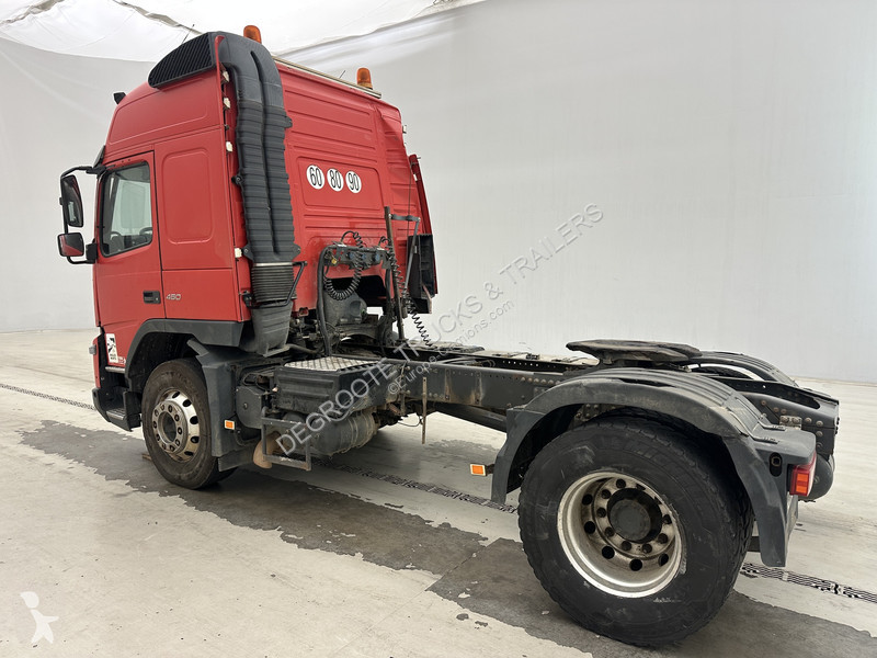 Cabeza tractora Volvo 450