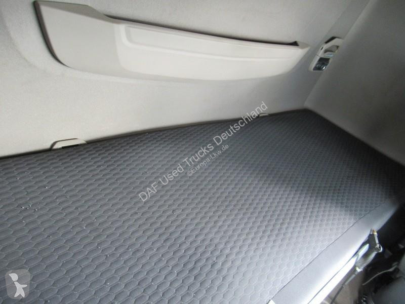 Тягач DAF 530 FT LOW DECK 4X2