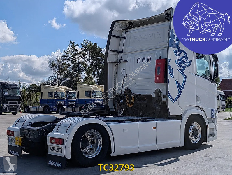 Cabeza tractora Scania