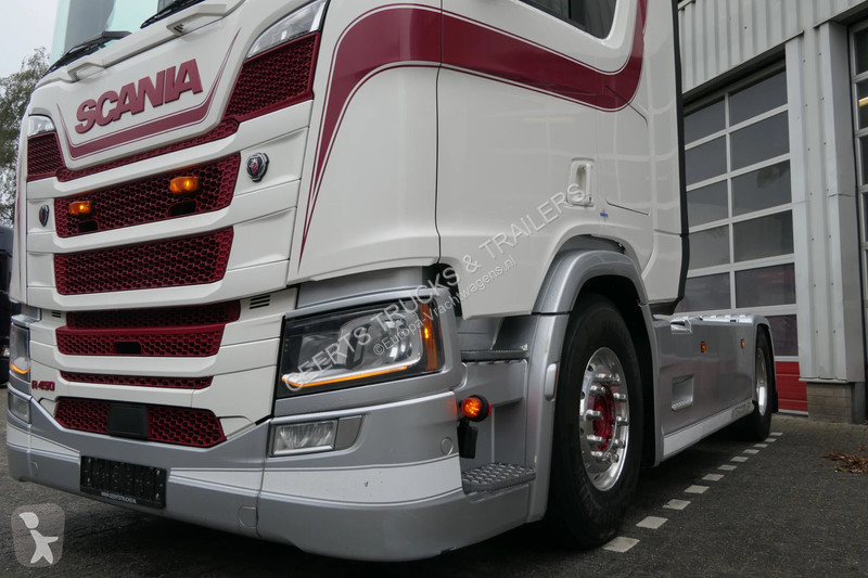 Tractor Scania