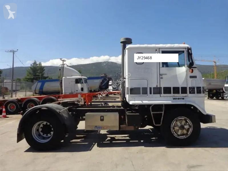 Tractor GMC RC 42B 06