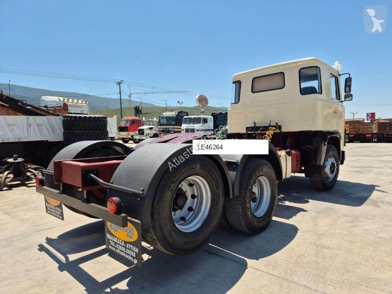Tractor Scania LB110