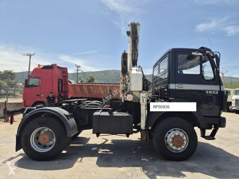 Tractor Mercedes 190-03 WITH RADIO CONTROL