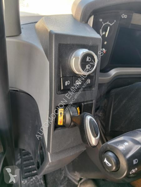 Tractor Renault 460 XROAD TSeries
