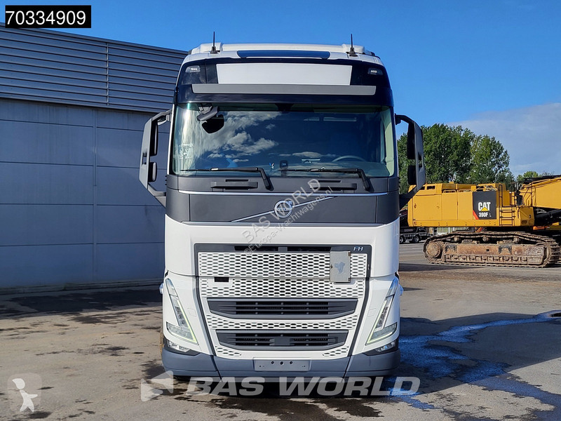 Nyergesvontató Volvo FH 460 4X2 Globe APK...