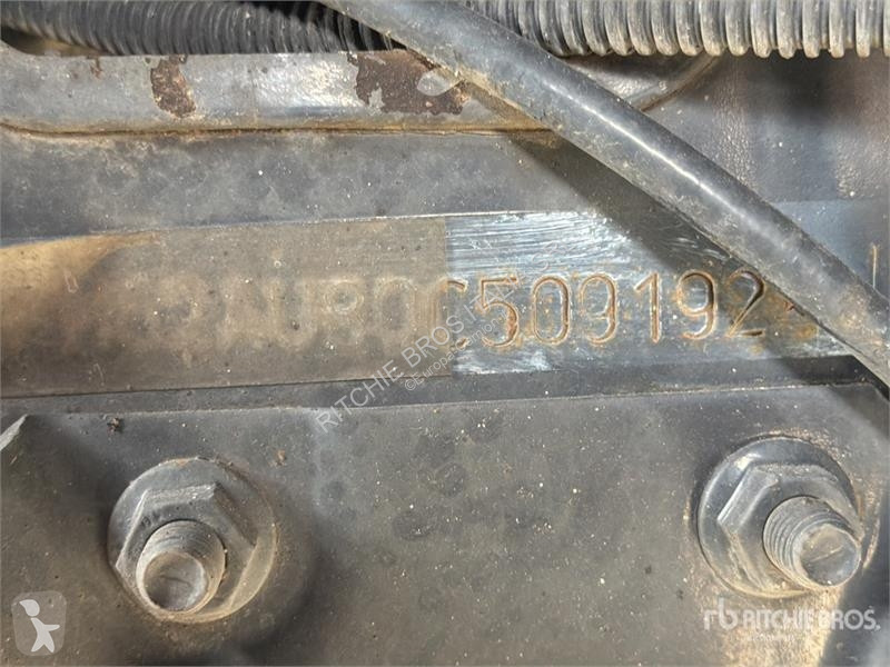 Cap tractor Iveco s-way 490 4x2 S/A Sleeper...