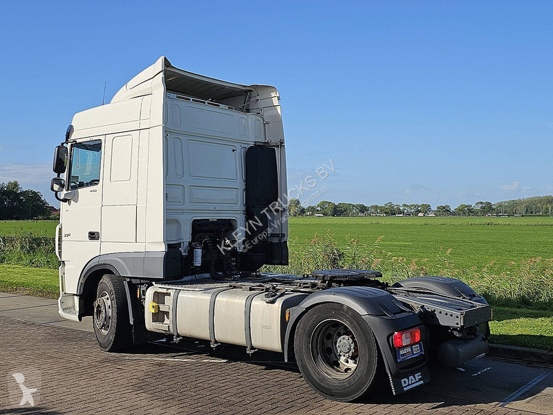 Nyergesvontató DAF 450