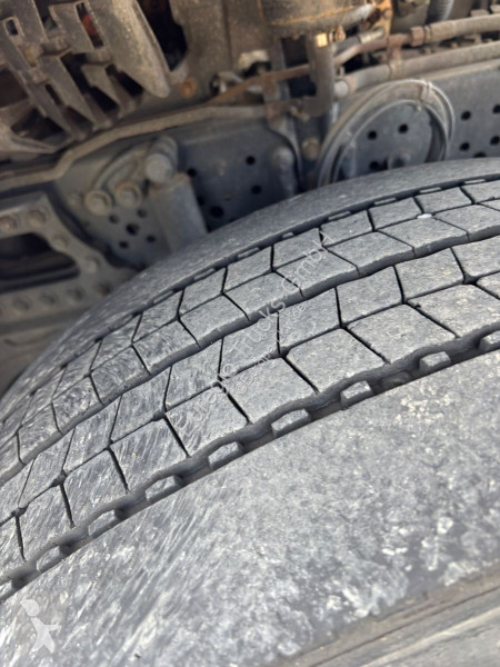 Cabeza tractora Mercedes 1843 /...