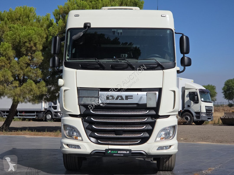 Cap tractor DAF 480