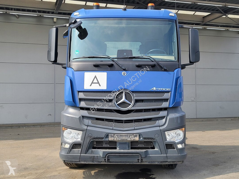 Cap tractor Mercedes 1846