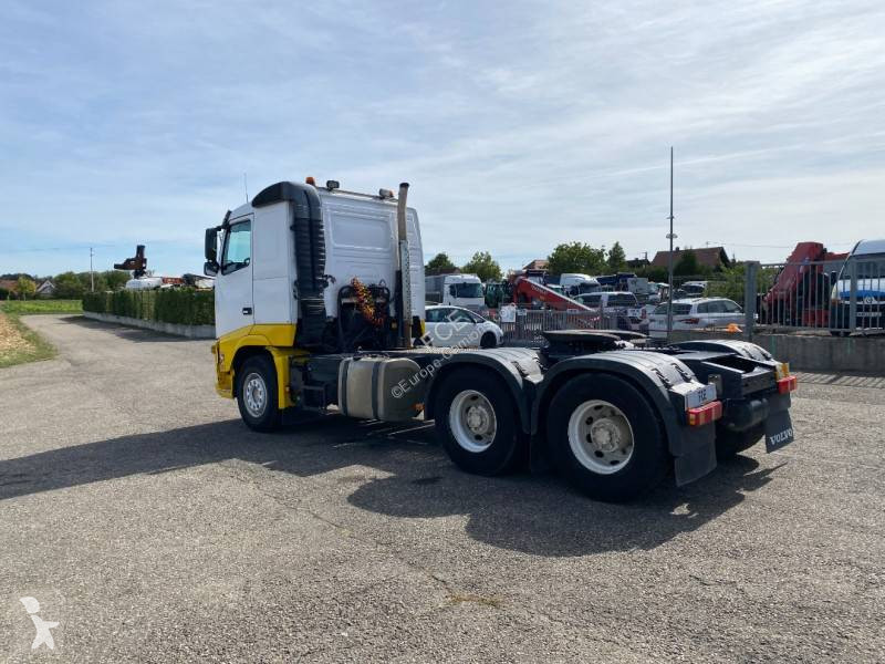 Cap tractor Volvo 580