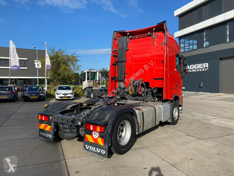 Tractor Volvo 13420 Globetrotter / Automatic /...