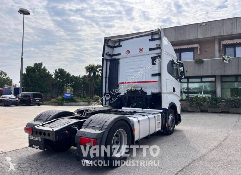Tractor Iveco 510