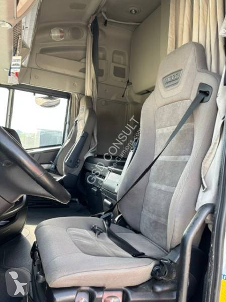 Tractor Iveco 460 Hi-Way