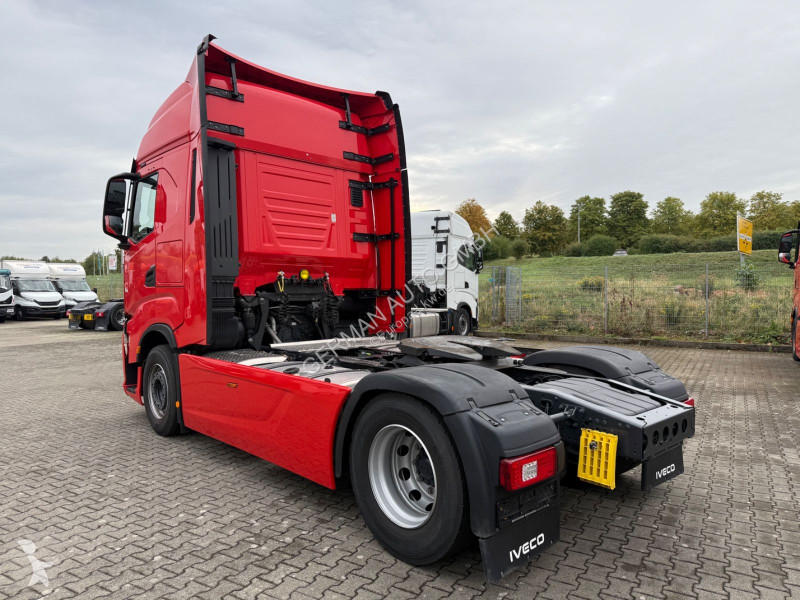 Ciągnik siodłowy Iveco STRALIS S-WAY...