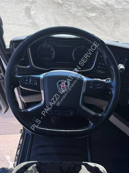 Cap tractor Scania 500