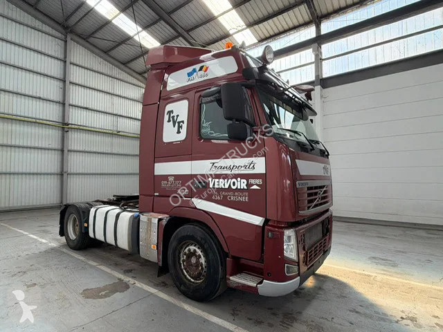Тягач Volvo 13460 Globetrotter XL PTO