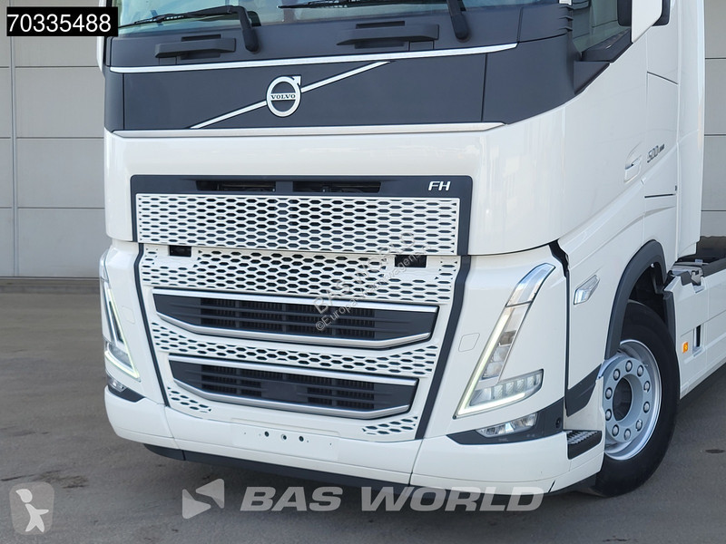 Тягач Volvo 500 4X2 XL 2x Tanks I-ParkCool ACC