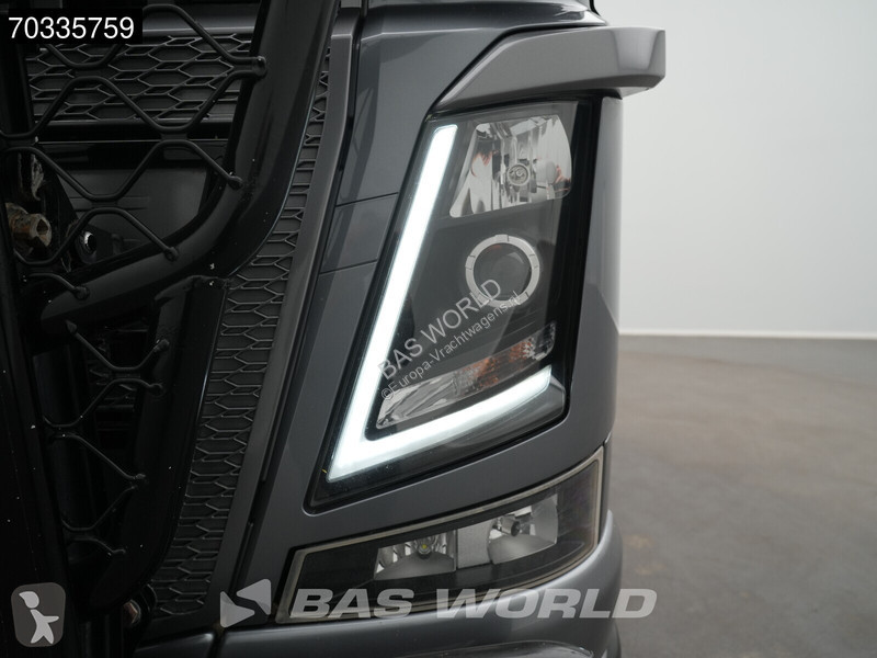 Тягач Volvo 6X4 XL Retarder Hydraulic...