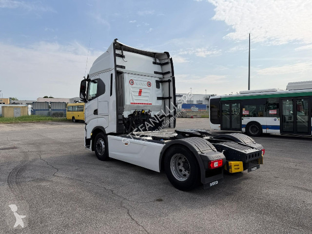 Tractor Iveco S-WAY AS440S51T/P - TRATTORE
