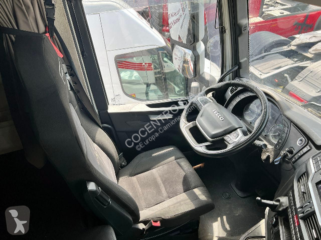 Ciągnik siodłowy Iveco Stralis AS440S53T/P