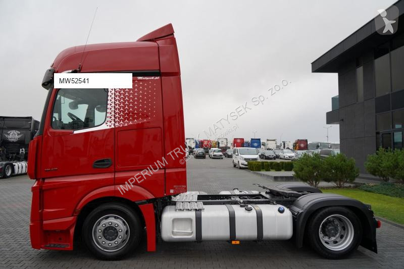 Тягач Mercedes ACTROS 1845